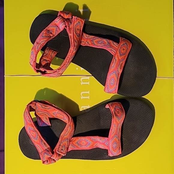 Mossimo Supply Co. Shoes - Sandals